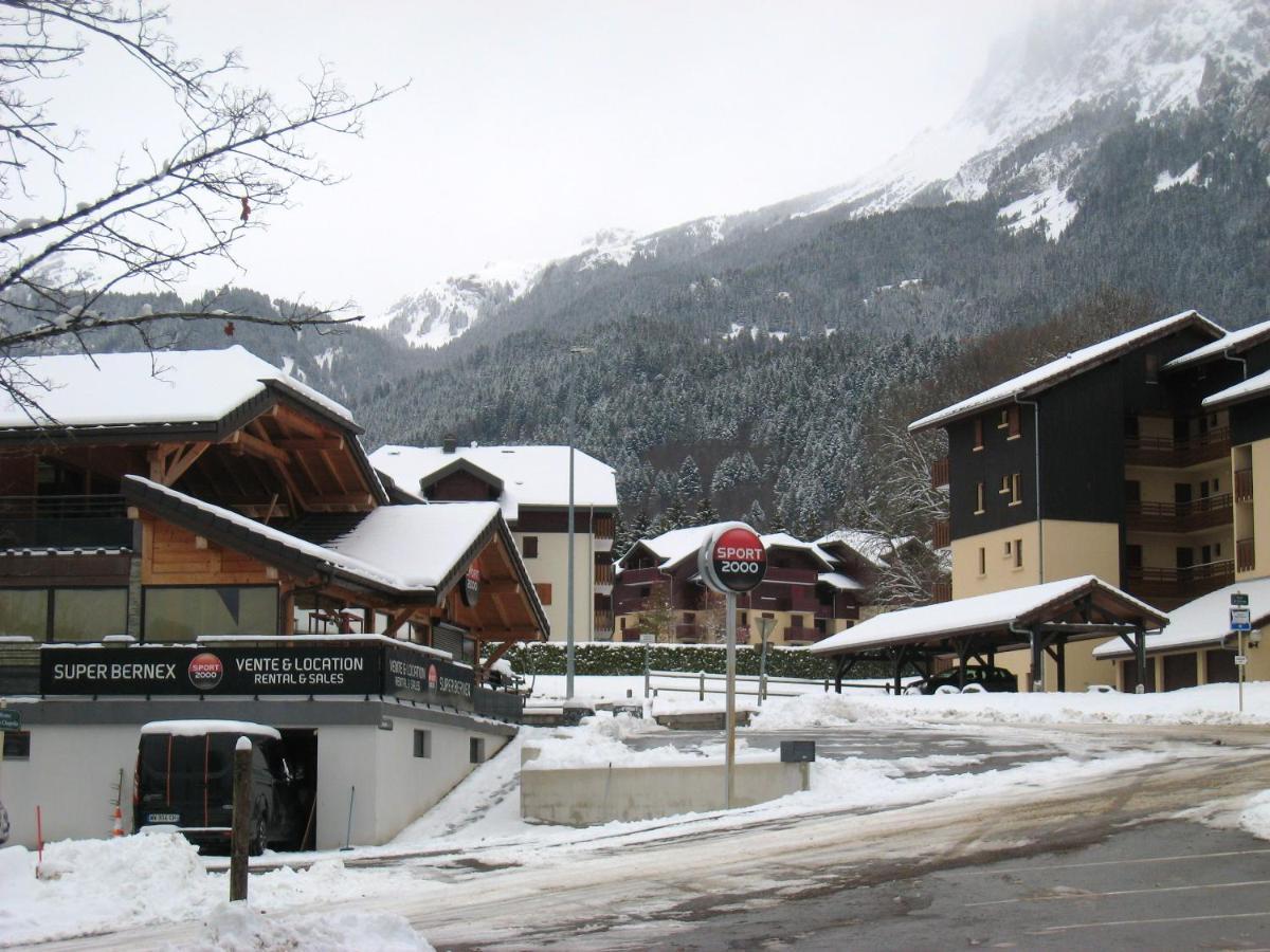 Appartement Au Pied Des Pistes, Avec Vue Sur La Montagne ベルネ エクステリア 写真